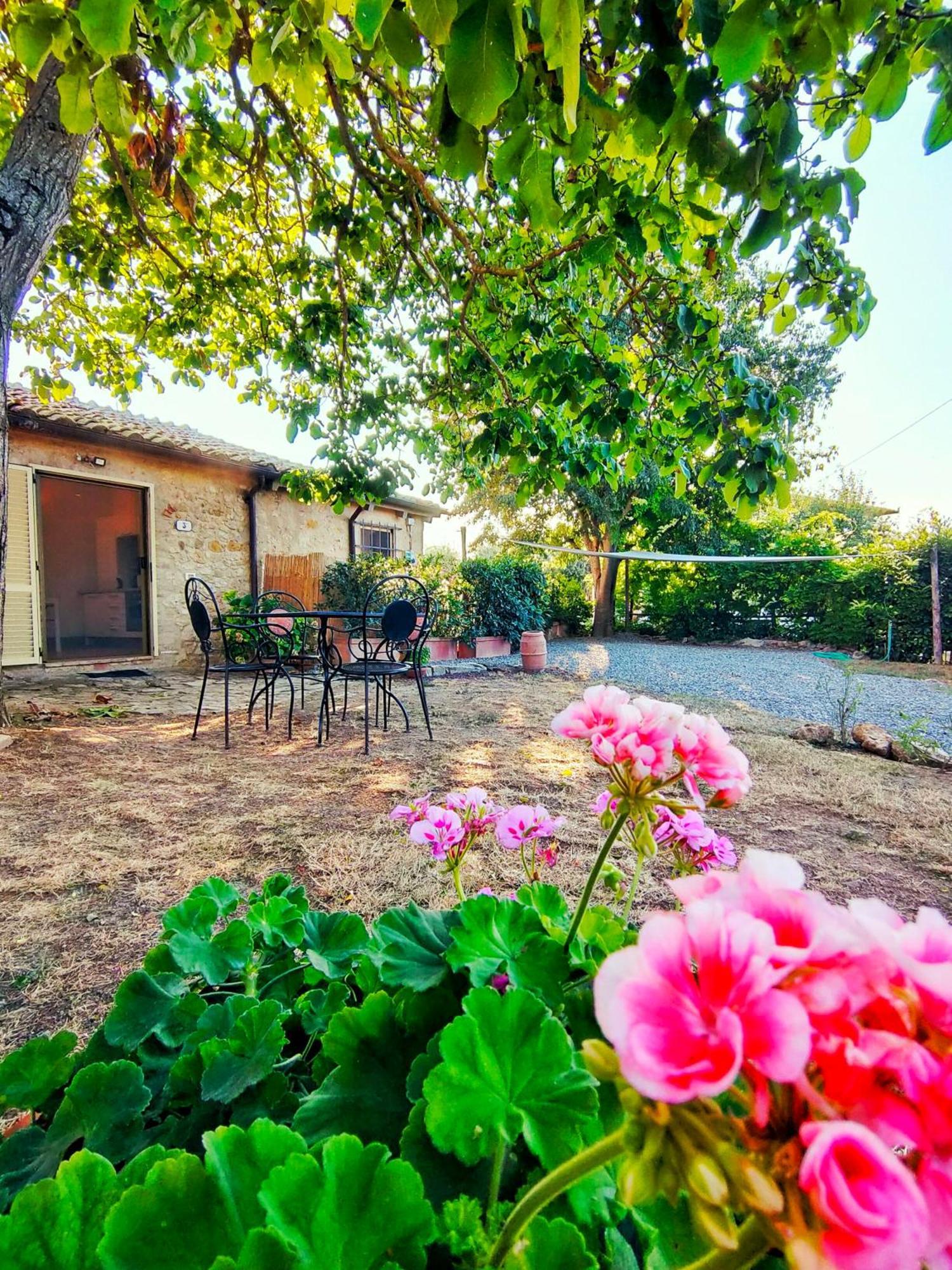 La Casina Villa Acquaviva  Exteriör bild